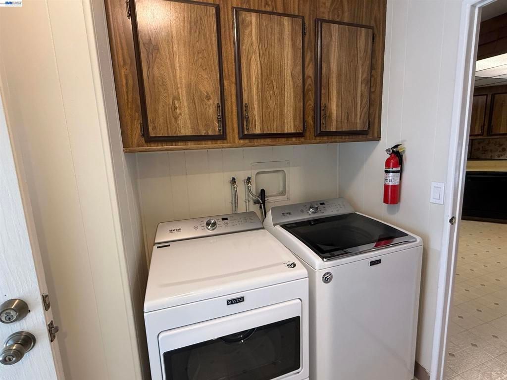 Image 23 of property listing at 29354 Middleborough, Hayward, CA 94544