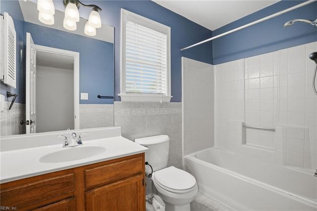 1609 Solway CT, Virginia Beach, VA 23454