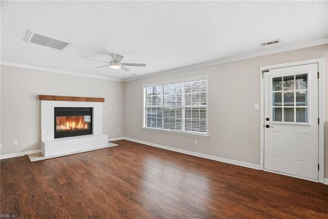 1609 Solway CT, Virginia Beach, VA 23454