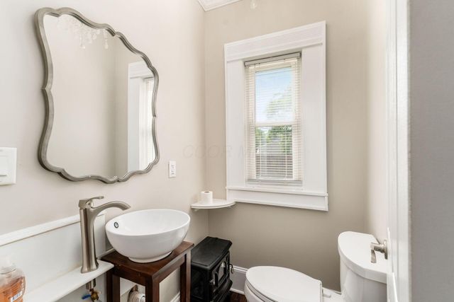 1055 Wilson Avenue, Columbus, OH 43206