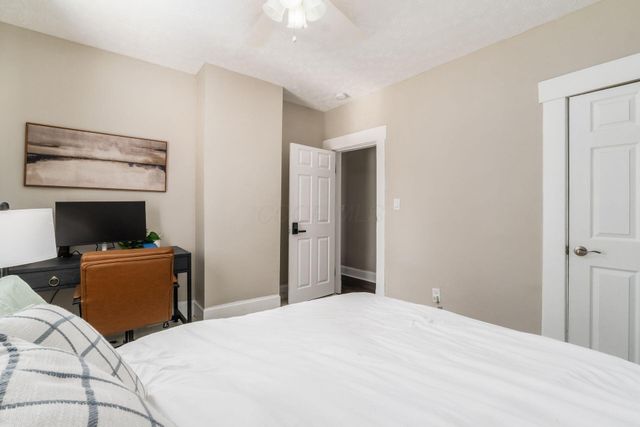 1055 Wilson Avenue, Columbus, OH 43206