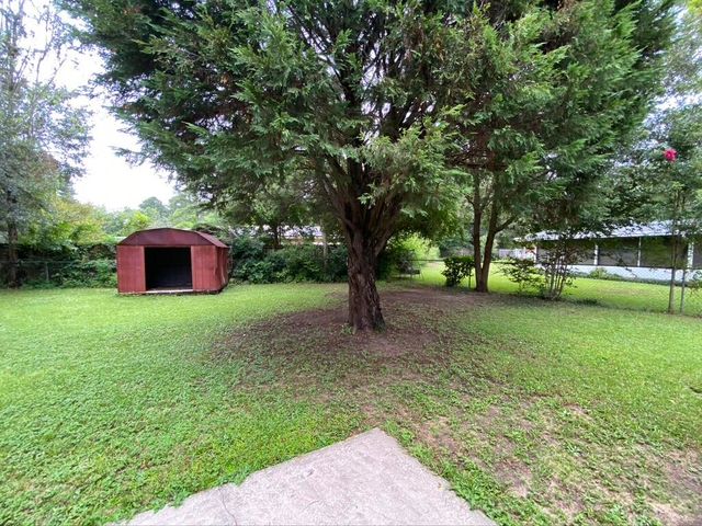 205 Powell Drive, Crestview, FL 32536