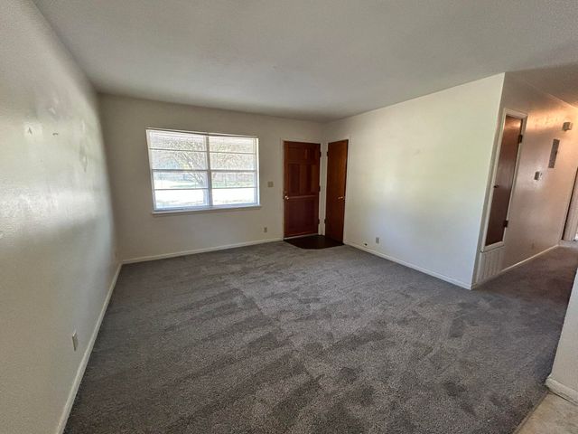 205 Powell Drive, Crestview, FL 32536