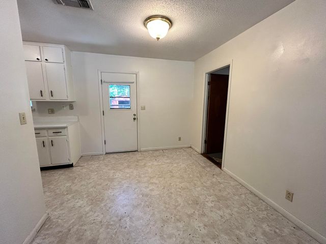 205 Powell Drive, Crestview, FL 32536
