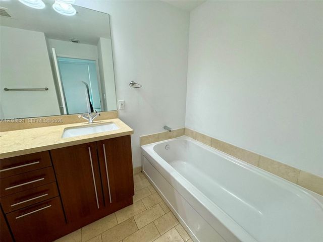 79 SW 12th Street 3509S, Miami, FL 33130