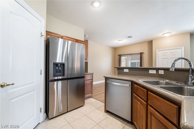 1080 Slate Crossing Lane 3, Henderson, NV 89002
