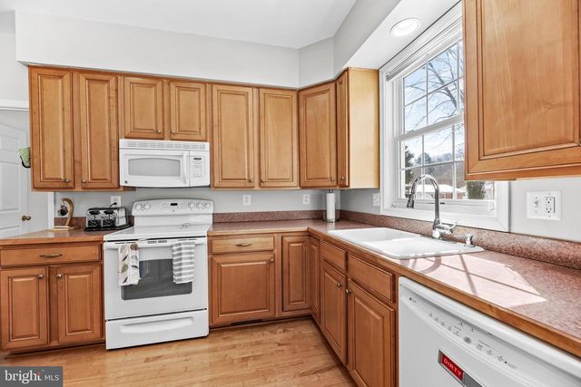 42161 PATUXENT DR, Mechanicsville, MD 20659