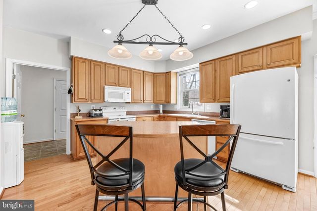 42161 PATUXENT DR, Mechanicsville, MD 20659