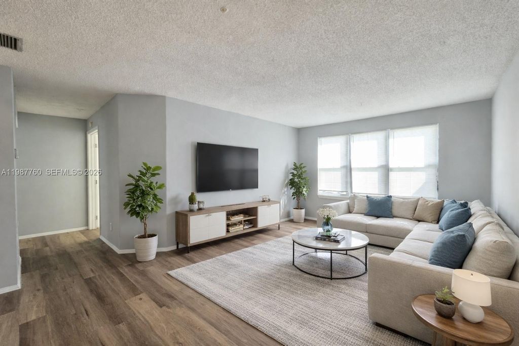 2303 N Congress Ave 28, Boynton Beach, FL 33426