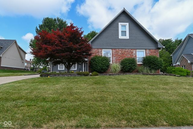 1012 Hudson Bay Drive, Greenwood, IN 46142