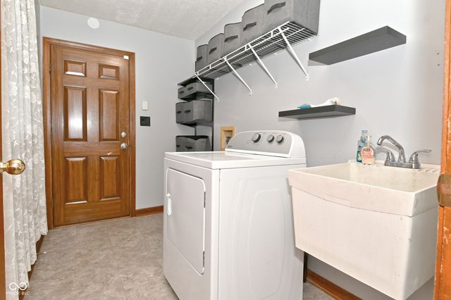 1012 Hudson Bay Drive, Greenwood, IN 46142