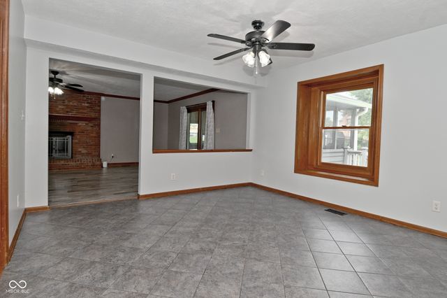 1012 Hudson Bay Drive, Greenwood, IN 46142