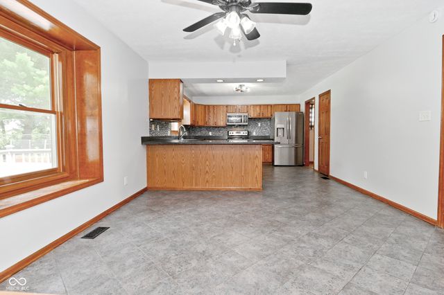 1012 Hudson Bay Drive, Greenwood, IN 46142