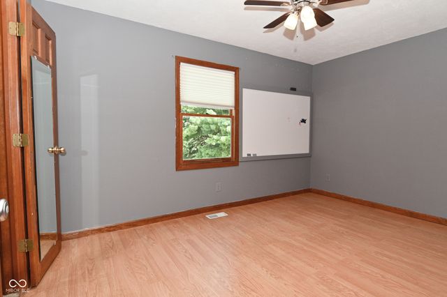 1012 Hudson Bay Drive, Greenwood, IN 46142