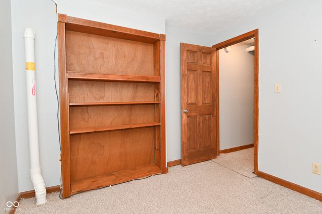 1012 Hudson Bay Drive, Greenwood, IN 46142