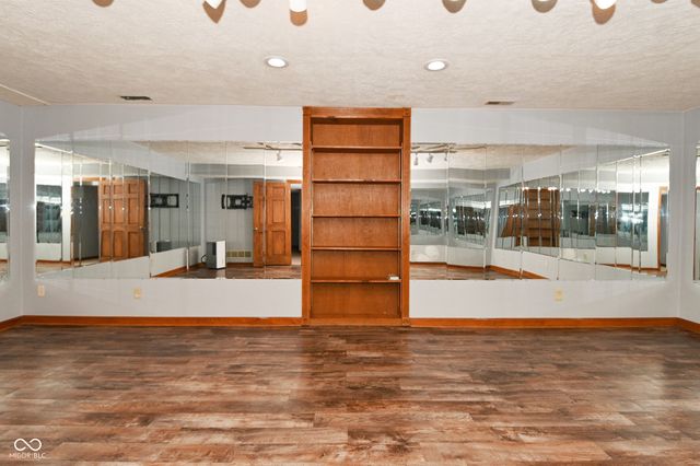 1012 Hudson Bay Drive, Greenwood, IN 46142
