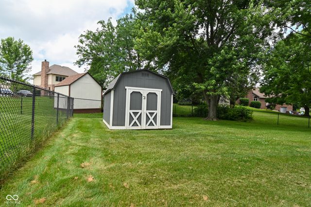 1012 Hudson Bay Drive, Greenwood, IN 46142