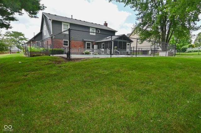 1012 Hudson Bay Drive, Greenwood, IN 46142