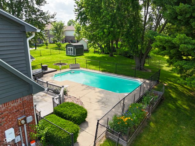 1012 Hudson Bay Drive, Greenwood, IN 46142