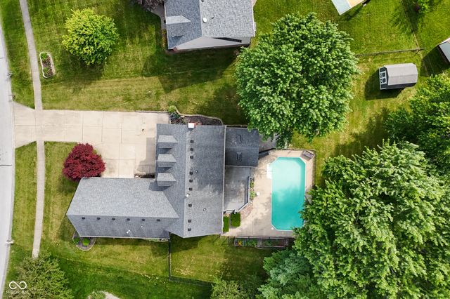 1012 Hudson Bay Drive, Greenwood, IN 46142