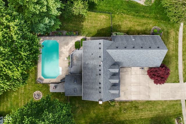 1012 Hudson Bay Drive, Greenwood, IN 46142