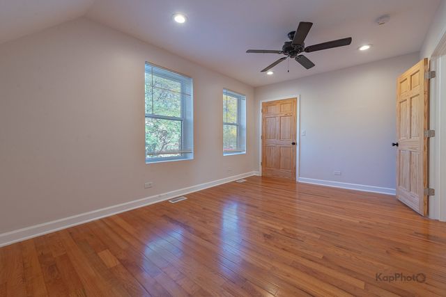 527 N Ridgeway Avenue, Chicago, IL 60624