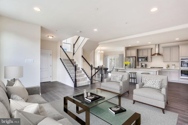 CORNFIELD RD, Pasadena, MD 21122