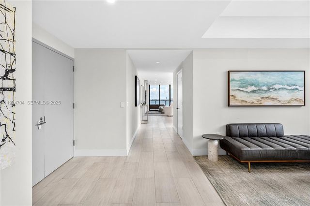 788 NE 23rd St 2201, Miami, FL 33137