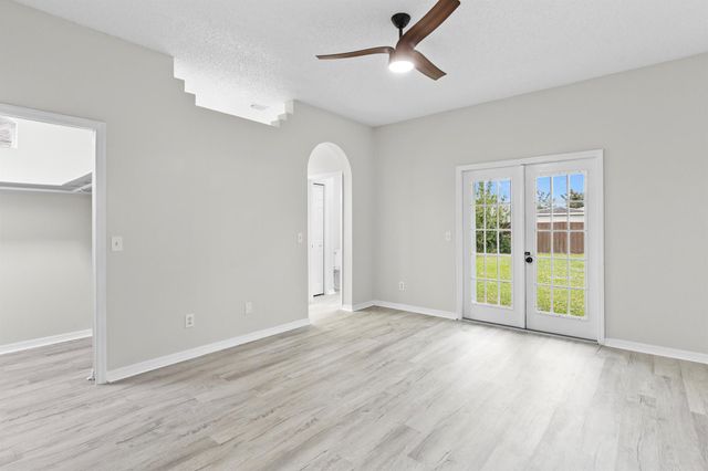 1618 SE Ridgewood Street, Port St Lucie, FL 34952