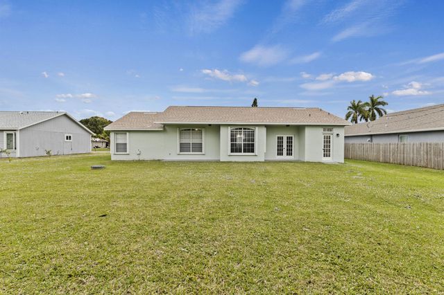 1618 SE Ridgewood Street, Port St Lucie, FL 34952