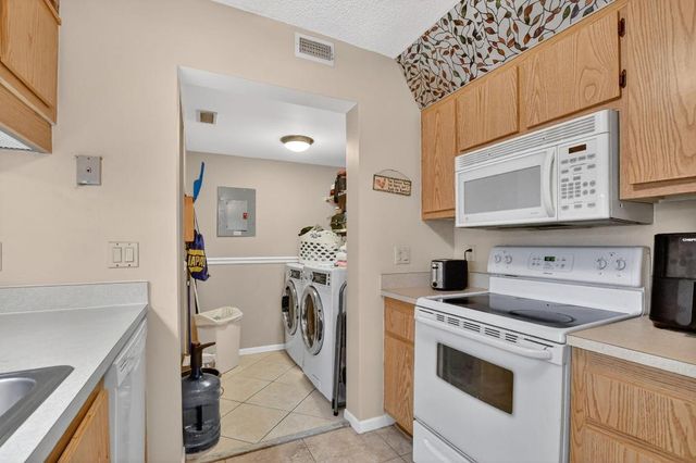 13791 Oneida Drive C2, Delray Beach, FL 33446