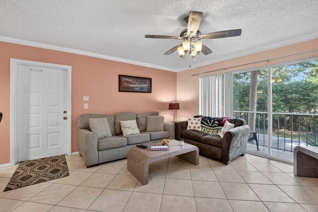 13791 Oneida Drive C2, Delray Beach, FL 33446