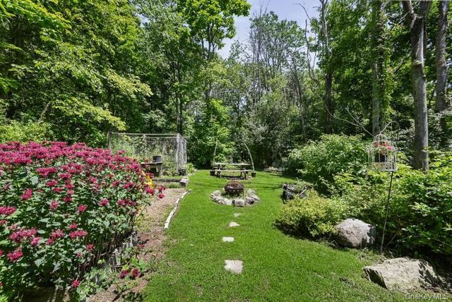 14 Smith Hill Road, New Hampton, NY 10958
