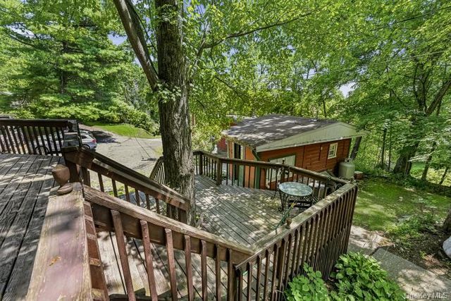 14 Smith Hill Road, New Hampton, NY 10958