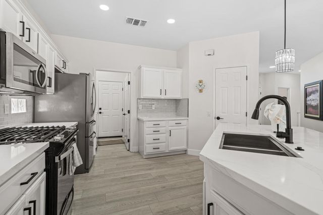78648 Rainswept Way, Palm Desert, CA 92211