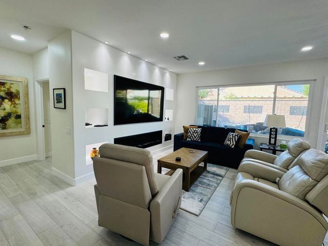 78648 Rainswept Way, Palm Desert, CA 92211