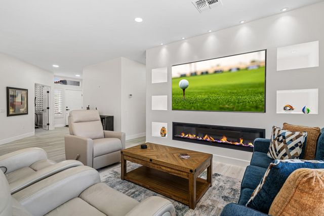 78648 Rainswept Way, Palm Desert, CA 92211