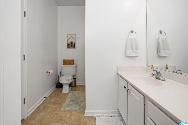 2048 TUDOR LANE, Moody, AL 35004