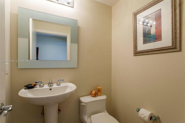 21050 Point Pl 502, Aventura, FL 33180