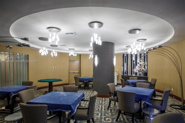 21050 Point Pl 502, Aventura, FL 33180