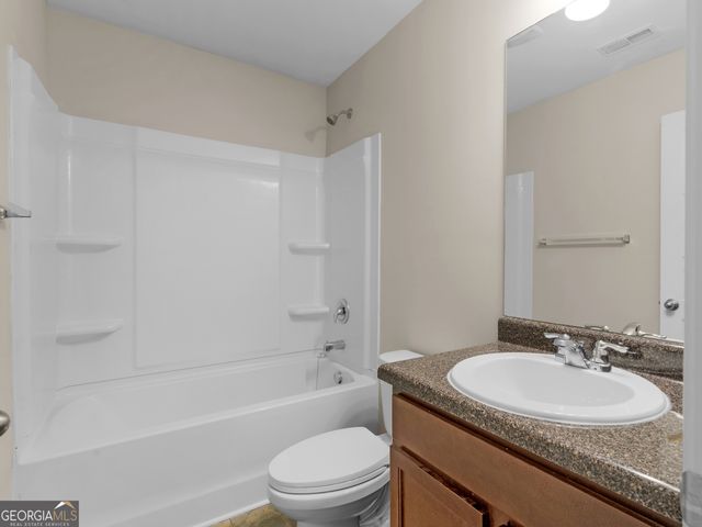 1064 Lear Drive, Locust Grove, GA 30248