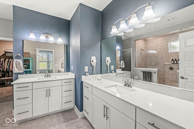 18903 Stonebluff Lane, Noblesville, IN 46062