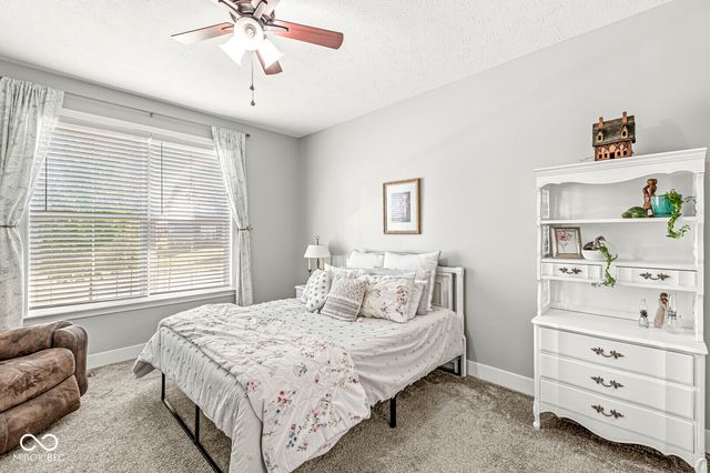 18903 Stonebluff Lane, Noblesville, IN 46062