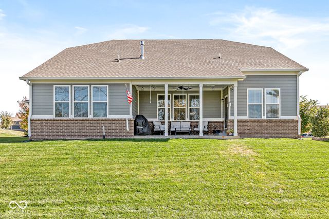 18903 Stonebluff Lane, Noblesville, IN 46062