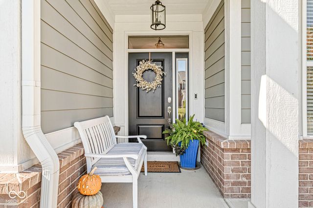 18903 Stonebluff Lane, Noblesville, IN 46062