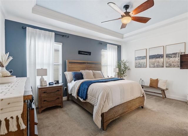 8113 CHAMPIONS FOREST WAY, Tampa, FL 33635