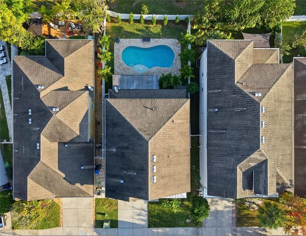 8113 CHAMPIONS FOREST WAY, Tampa, FL 33635