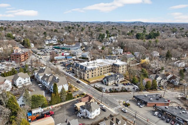 1114 Beacon 101, Newton, MA 02461