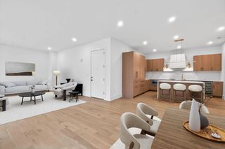 1114 Beacon 101, Newton, MA 02461