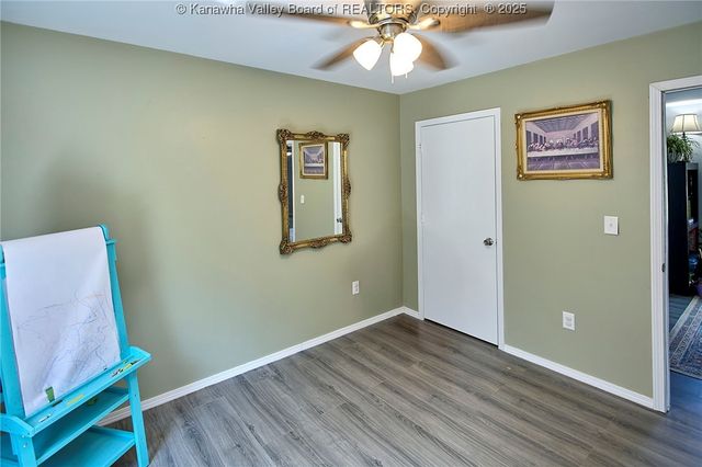 223 Pleasant Valley Drive, South Charleston, WV 25309